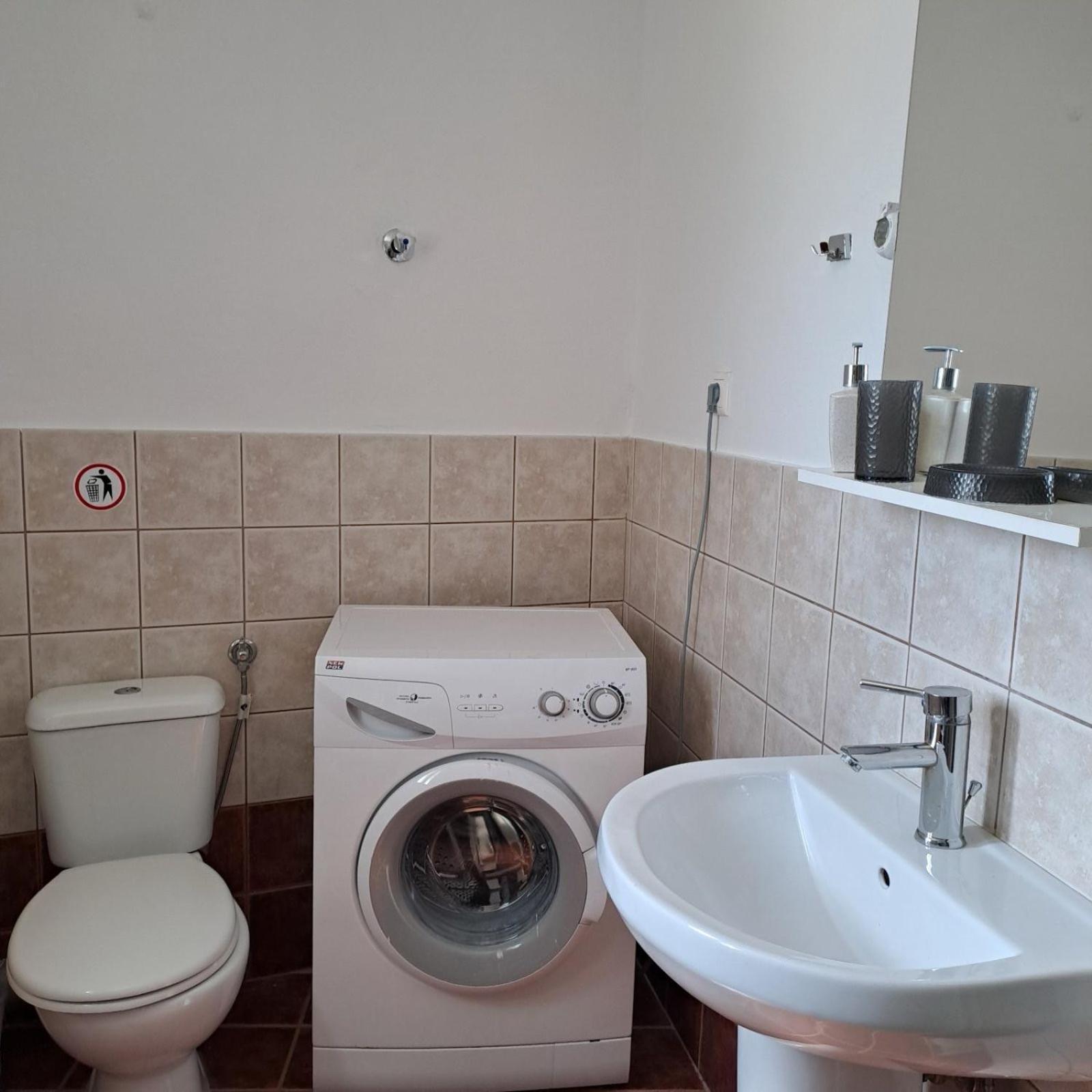 Makri Square Apartment Экстерьер фото