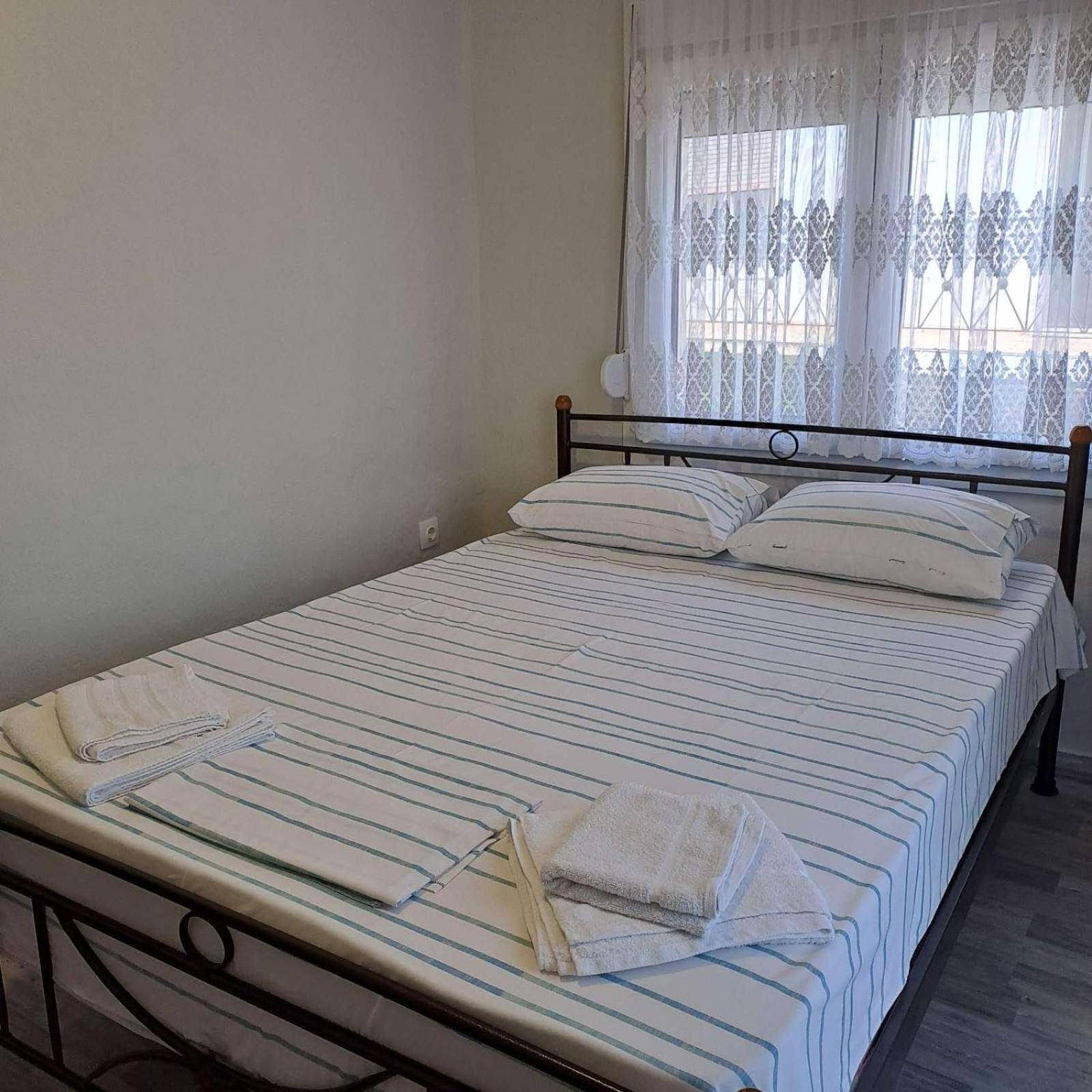 Makri Square Apartment Экстерьер фото