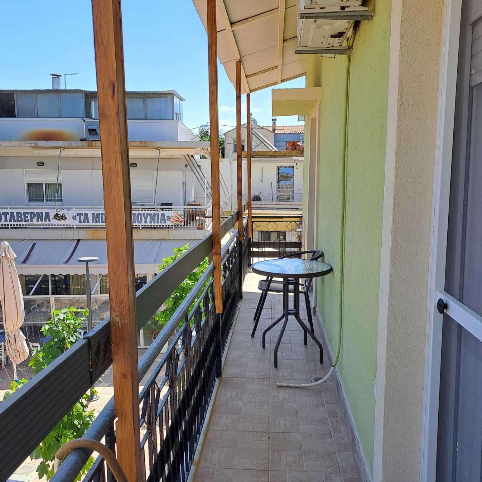 Makri Square Apartment Экстерьер фото